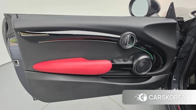 Mini Cooper S id 4331415 из Кореи 16