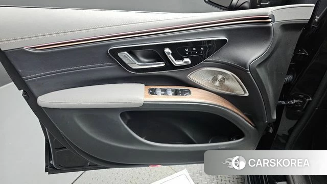 Mercedes-Benz EQS SUV X296 id 4561134 из Кореи 16