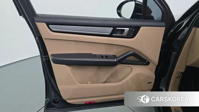 Porsche Cayenne (PO536) id 4640895 из Кореи 16