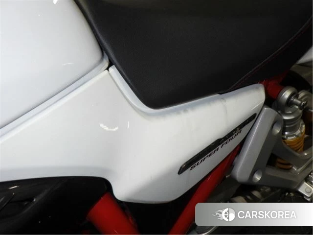 Honda CB1300SF SP id 4184671 из Японии 16