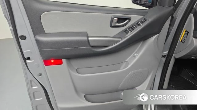 Hyundai The New Grand Starex id 4250743 из Кореи 16