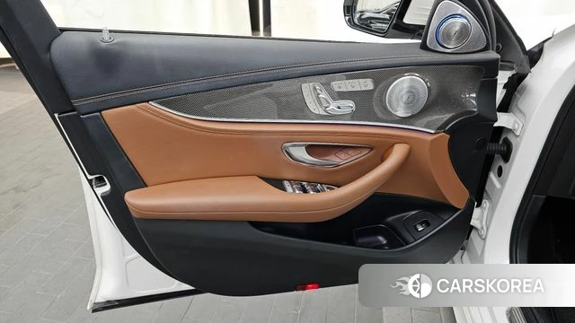 Mercedes-Benz E-Class W213 id 4362948 из Кореи 16