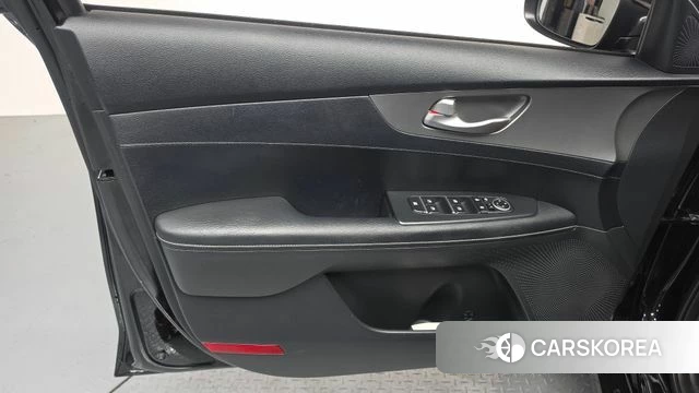 Kia Come New K3 id 4232813 из Кореи 16