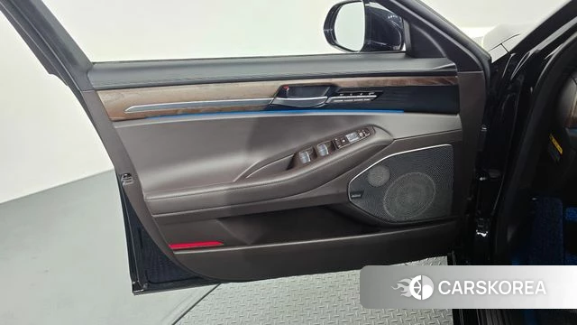 Genesis G90 id 4732291 из Кореи 16