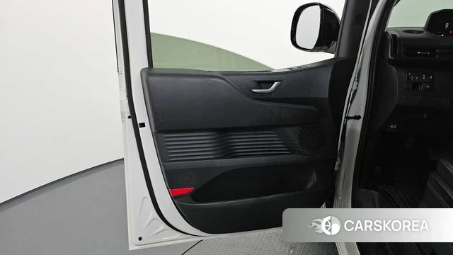 Hyundai Staria id 4376280 из Кореи 16