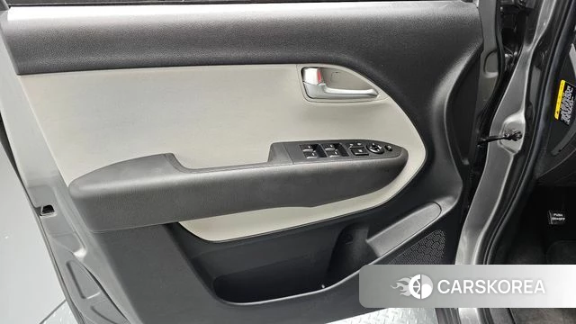 Kia The New Kia Ray id 4408196 из Кореи 16