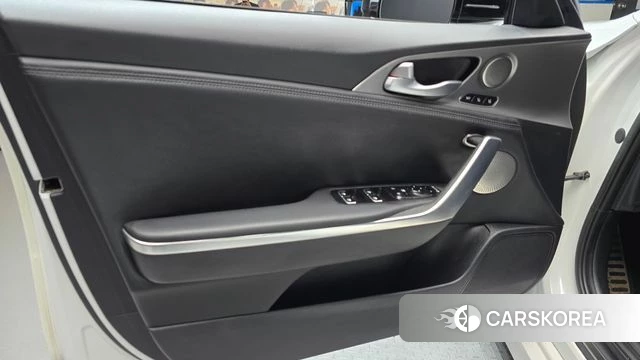 Kia Stinger id 4465255 из Кореи 16