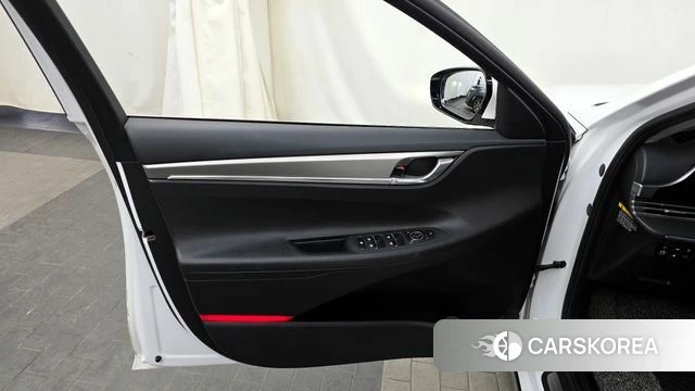 Hyundai The New Grandeur IG Hybrid id 4384279 из Кореи 16