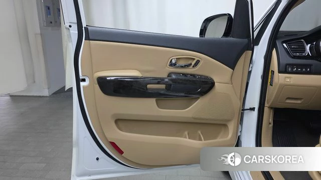 Kia The New Carnival id 4250809 из Кореи 16
