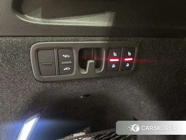 Audi Q7 id 4380732 из Китая 16