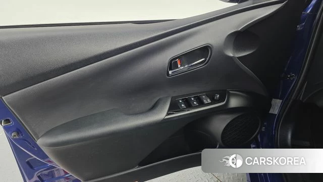 Toyota Prius 4th Generation id 4626402 из Кореи 16