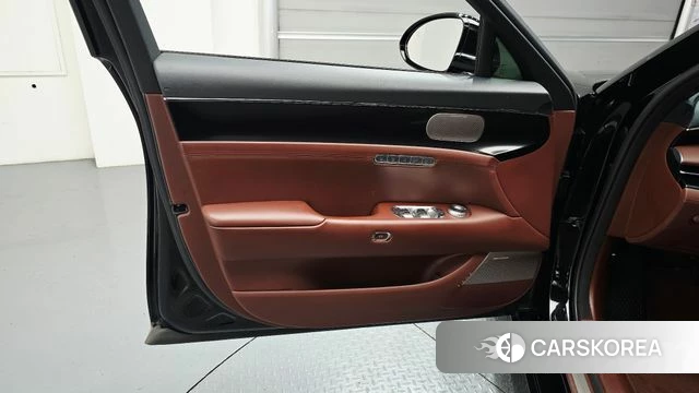 Genesis G90 (RS4) id 4740408 из Кореи 16