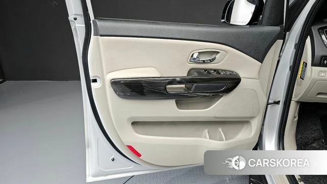 Kia The New Carnival id 4188261 из Кореи 16