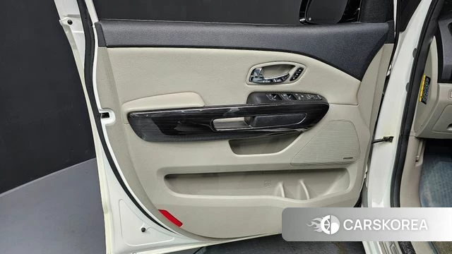 Kia The New Carnival id 4269323 из Кореи 16