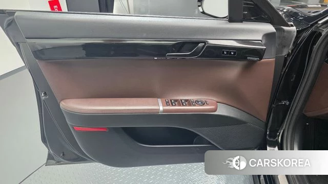 Hyundai Grandeur Hybrid (GN7) id 4469374 из Кореи 16
