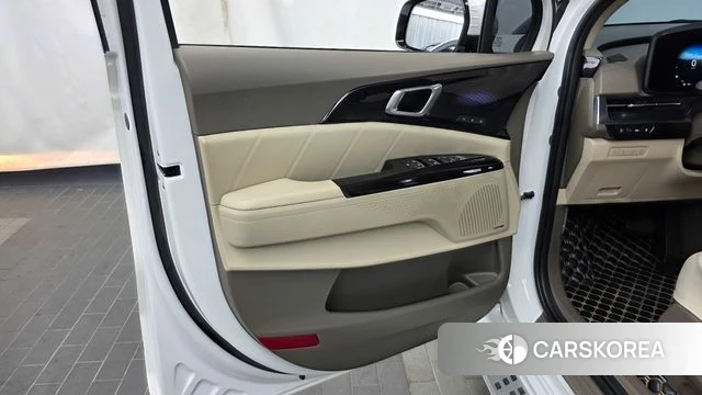 Kia Carnival 4th generation id 4768432 из Кореи 16