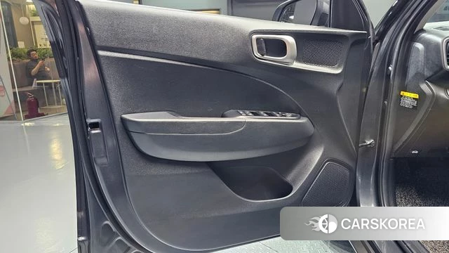 Hyundai Venue id 4930718 из Кореи 16
