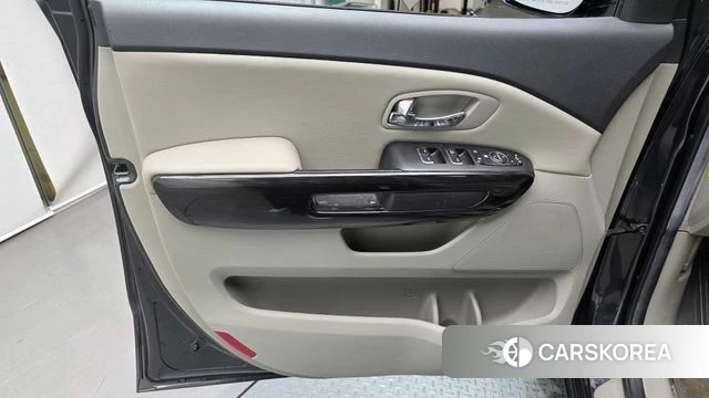 Kia The New Carnival id 4582116 из Кореи 16