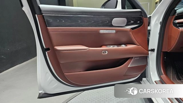 Genesis G90 (RS4) id 4706622 из Кореи 16