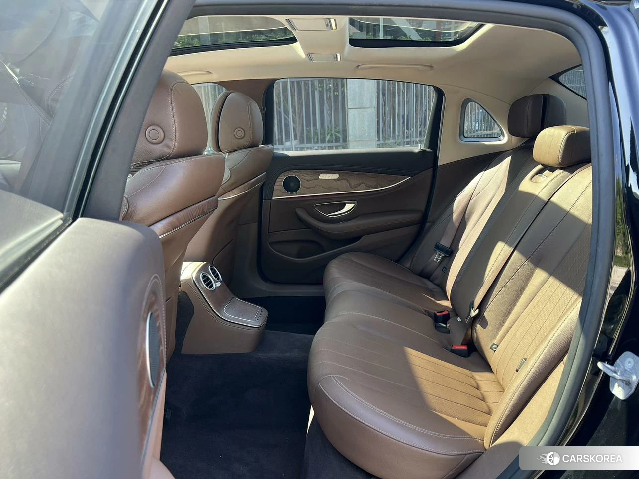 Mercedes-Benz E-class PHEV id 4421105 из Китая 16