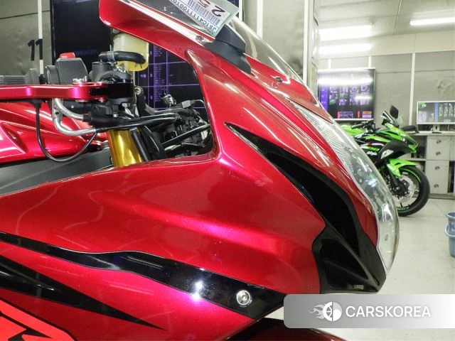 Suzuki GSX-R750 id 4206262 из Японии 16