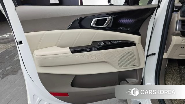 Kia Carnival 4th generation id 4609582 из Кореи 16