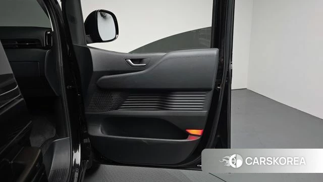 Hyundai Staria id 4847741 из Кореи 16
