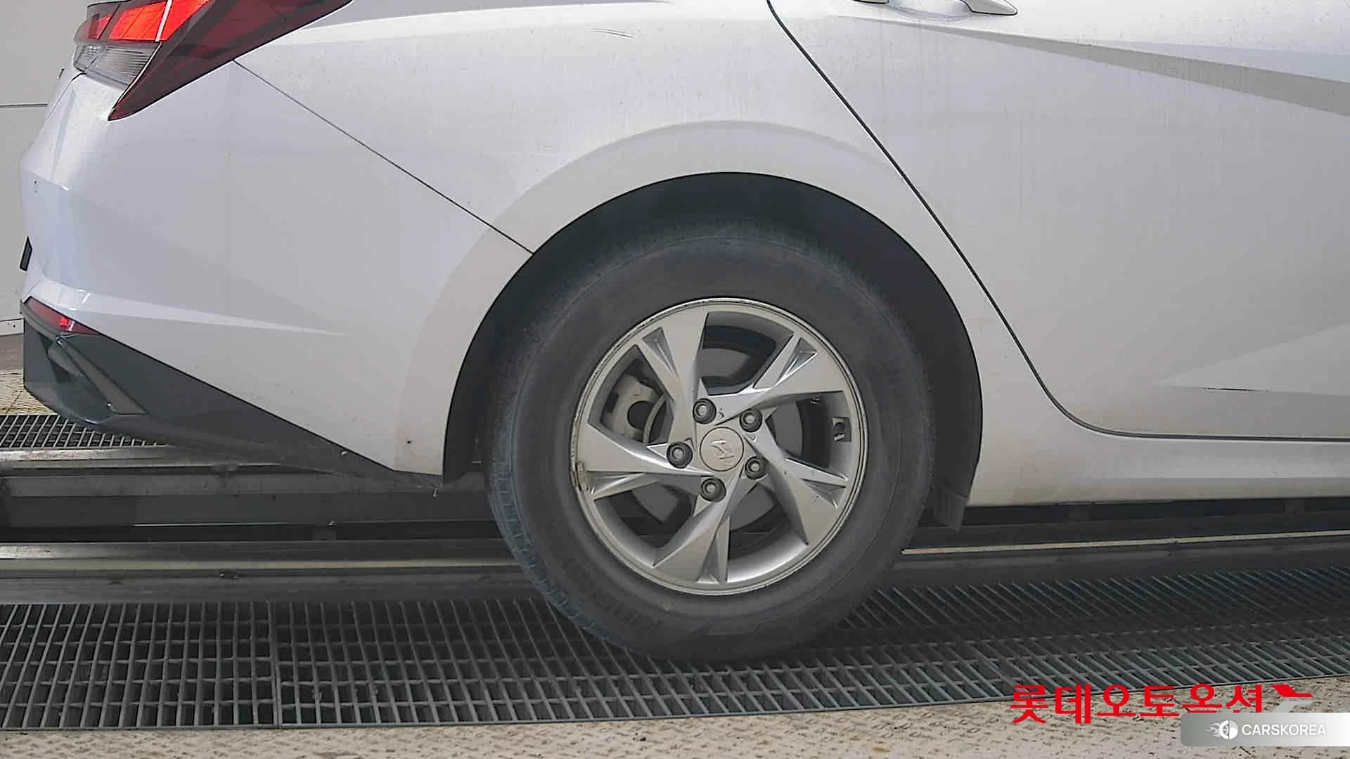 Hyundai Avante id 4902560 из Кореи 16