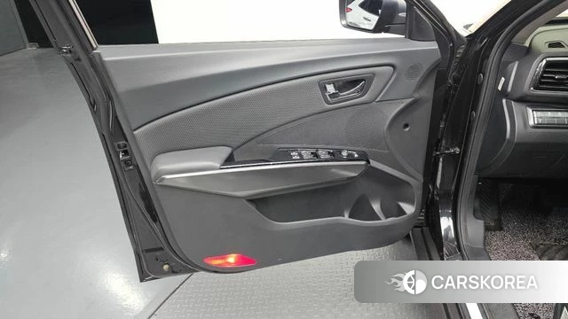 Ssangyong Berry New Tivoli id 4482880 из Кореи 16