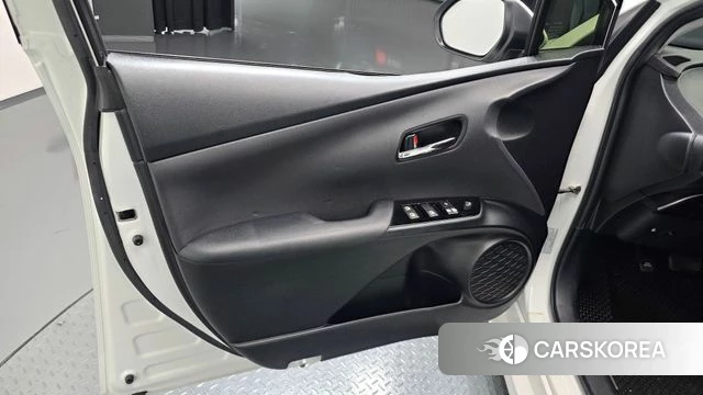 Toyota Prius 4th Generation id 4726541 из Кореи 16