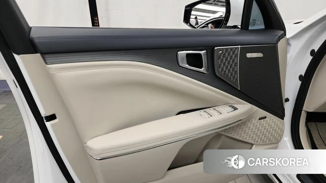 Kia The New K8 Hybrid id 4380816 из Кореи 16