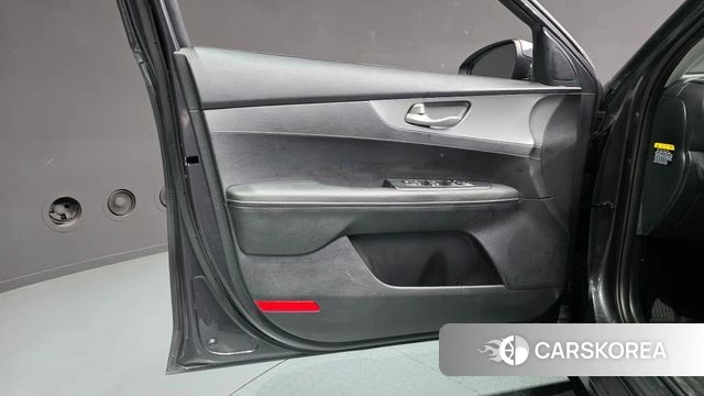 Kia Come New K3 id 4873583 из Кореи 16