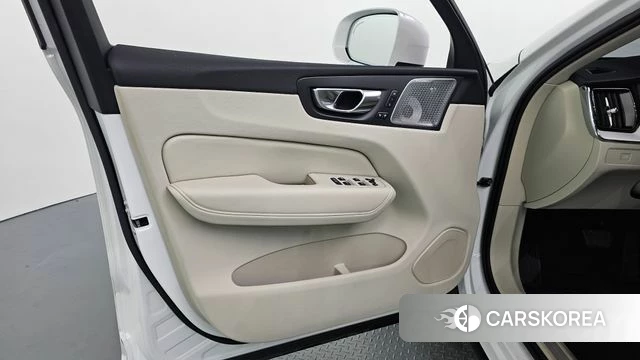 Volvo XC60 second Generation id 4487706 из Кореи 16
