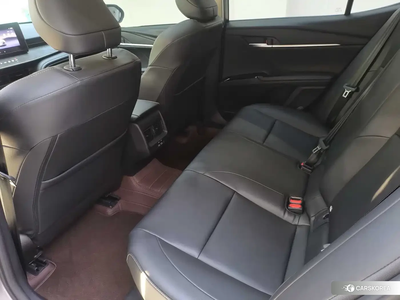 Toyota Camry id 4628119 из Китая 16