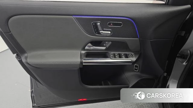 Mercedes-Benz EQA H243 id 4764258 из Кореи 16