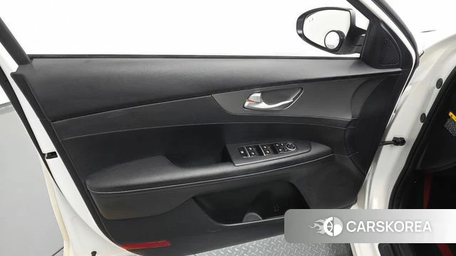 Kia Come New K3 id 4447784 из Кореи 16