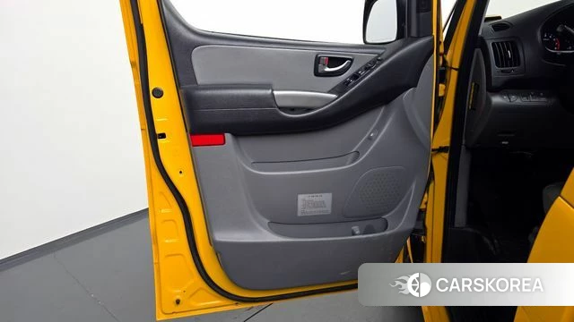 Hyundai The New Grand Starex id 4245891 из Кореи 16