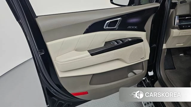 Kia Carnival 4th generation id 4541581 из Кореи 16