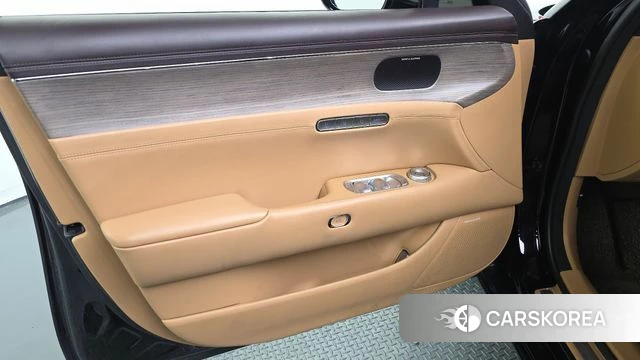 Genesis G90 (RS4) id 4848637 из Кореи 16