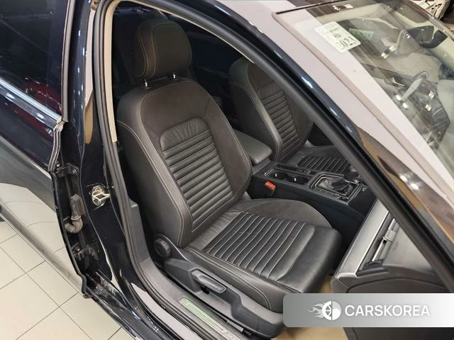 Volkswagen Magotan id 4353788 из Китая 16