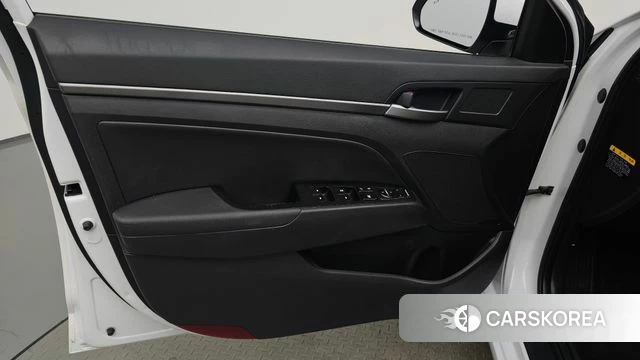 Hyundai Avante AD id 4605260 из Кореи 16