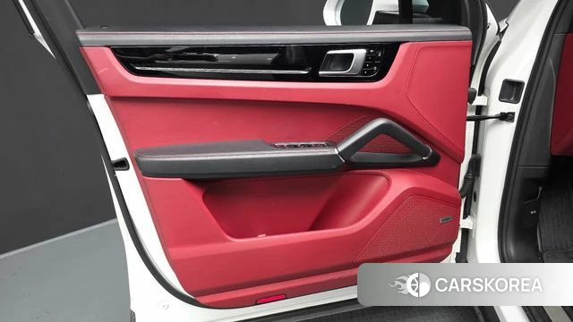Porsche Cayenne (PO536) id 4351061 из Кореи 16