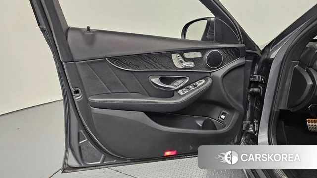 Mercedes-Benz C-Class W205 id 4781210 из Кореи 16