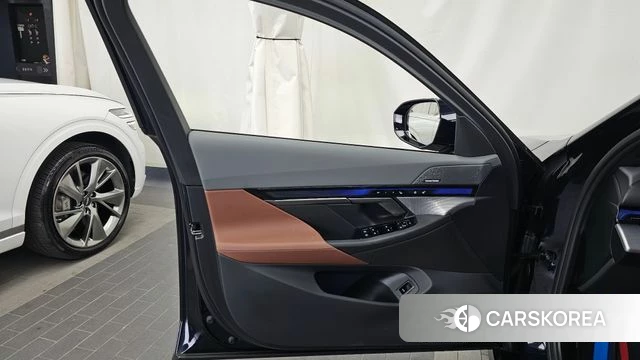 BMW 5 Series (G60) id 4739196 из Кореи 16