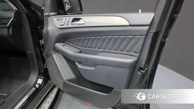 Mercedes-Benz GLE - Class W166 id 4471724 из Кореи 16