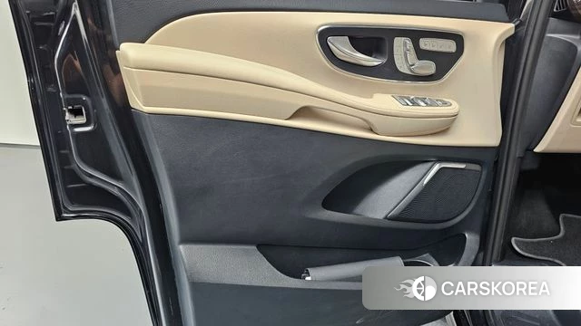 Mercedes-Benz V-Class id 4584846 из Кореи 16