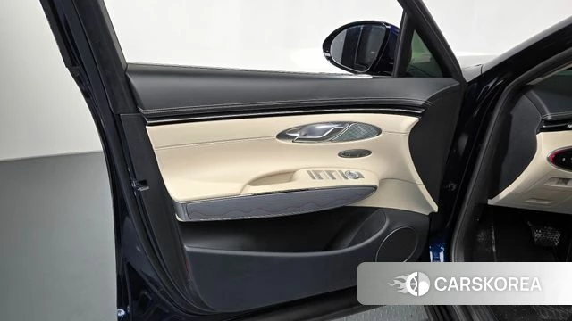 Genesis GV70 id 4573348 из Кореи 16