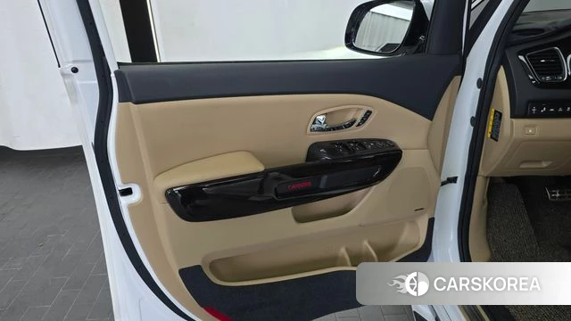 Kia The New Carnival id 4596003 из Кореи 16