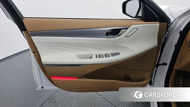 Hyundai The New Grandeur IG Hybrid id 4550944 из Кореи 16