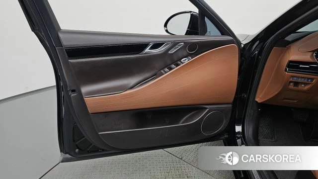 Genesis G80 (RG3) id 4330418 из Кореи 16